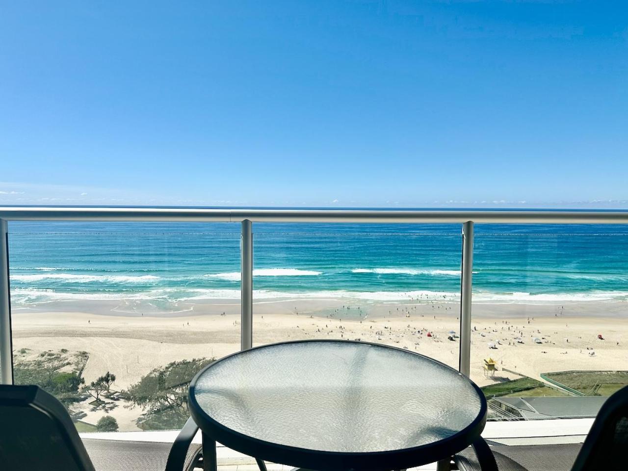Beachfront On Oasis Centre, Air On Broadbeach 1503 Голд-Кост Экстерьер фото